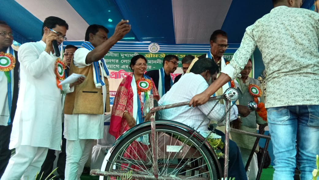 ‘আমি প্রতিশ্রুতি দিয়ে ভোটে জয়ী হতে চাইনি’- জানালেন প্রতিমা মন্ডল