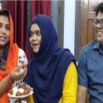 কেন্দ্রীয় বোর্ডের দশম শ্রেণীর পরীক্ষায় তৃতীয় হয়ে ভারত জয় মালদা জেলার সুমাইতার